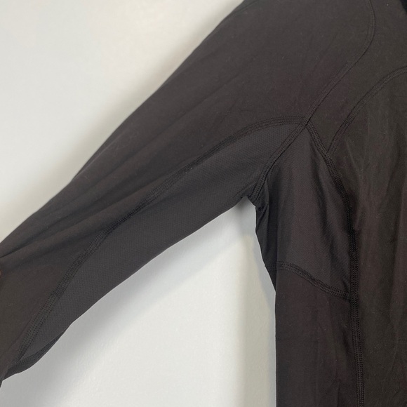 Lululemon Run Speedy Turtleneck Thumb holes Black Sz 6 Activewear Running Gym - Picture 10 of 15